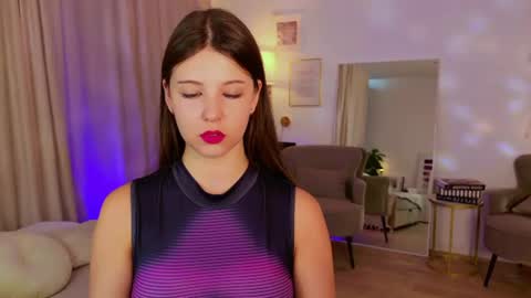 Eliza online show from July 26, 1:29 pm