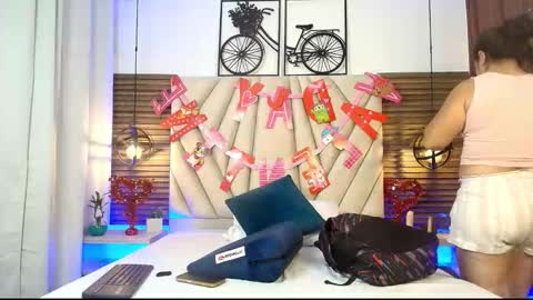 Eliza online show from September 15, 12:05 pm