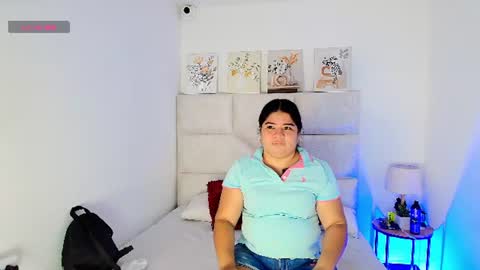 Snapshot of elizawiliamst chatting on June 22, 12:13 pm Eliza online show from June 22, 12:13 pm