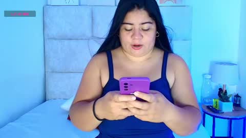 Snapshot of elizawiliamst chatting on June 27, 12:22 pm Eliza online show from June 27, 12:22 pm