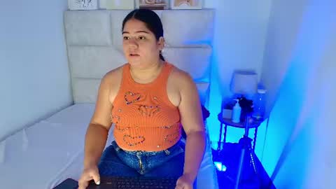Snapshot of elizawiliamst chatting on July 28, 12:01 pm Eliza online show from July 28, 12:01 pm