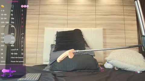 elizbeth_777 online show from March 12, 3:23 am