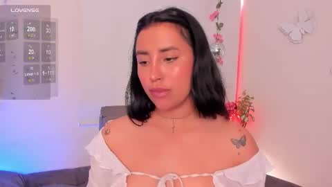 Snapshot of elizethnoire9 chatting on August 3, 8:34 pm IG sexigeral online show from August 3, 8:34 pm