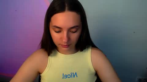 Snapshot of elizsun chatting on June 19, 9:35 am elizsun online show from June 19, 9:35 am