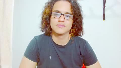 Snapshot of elkingthe chatting on December 11, 3:37 pm Diana online show from December 11, 3:37 pm