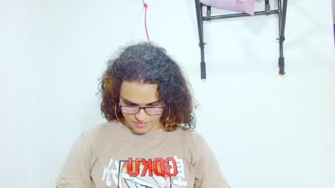 Snapshot of elkingthe chatting on December 21, 12:53 am Diana online show from December 21, 12:53 am