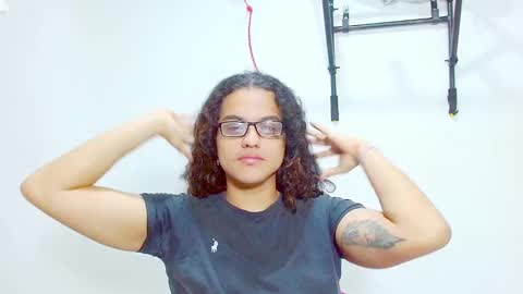 Snapshot of elkingthe chatting on December 30, 1:25 pm Diana online show from December 30, 1:25 pm