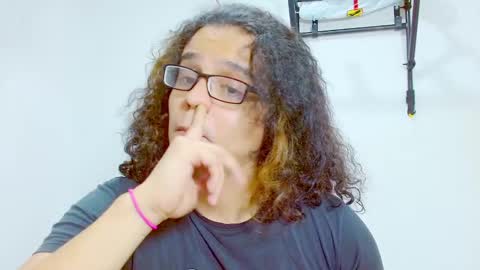 Snapshot of elkingthe chatting on January 6, 4:23 pm Diana online show from January 6, 4:23 pm