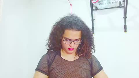 Snapshot of elkingthe chatting on January 12, 1:27 pm Diana online show from January 12, 1:27 pm