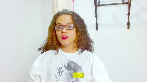 Snapshot of elkingthe chatting on January 16, 10:34 pm Diana online show from January 16, 10:34 pm