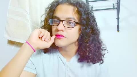 Snapshot of elkingthe chatting on January 19, 12:39 pm Diana online show from January 19, 12:39 pm