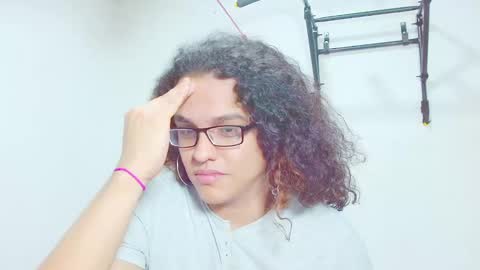 Snapshot of elkingthe chatting on January 31, 2:04 am Diana online show from January 31, 2:04 am