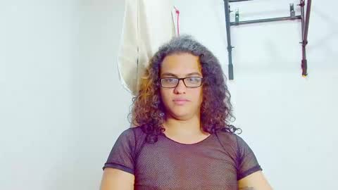 Snapshot of elkingthe chatting on February 6, 6:56 pm Diana online show from February 6, 6:56 pm