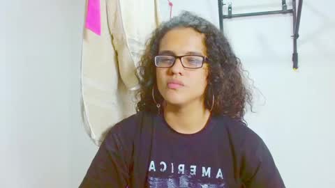 Snapshot of elkingthe chatting on February 10, 3:53 pm Diana online show from February 10, 3:53 pm