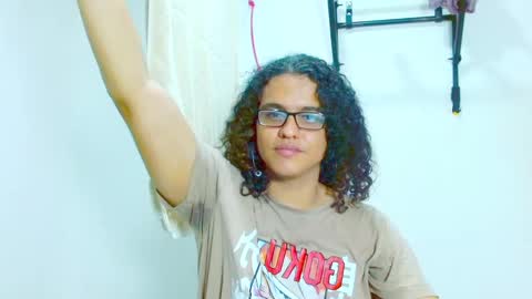 Snapshot of elkingthe chatting on February 12, 8:40 pm Diana online show from February 12, 8:40 pm