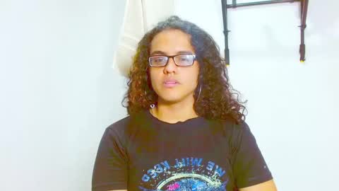 Snapshot of elkingthe chatting on February 13, 6:27 pm Diana online show from February 13, 6:27 pm