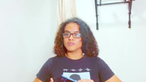 Snapshot of elkingthe chatting on February 14, 12:51 am Diana online show from February 14, 12:51 am