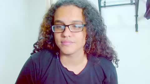 Snapshot of elkingthe chatting on February 15, 11:47 pm Diana online show from February 15, 11:47 pm