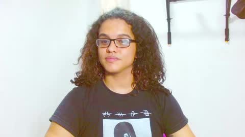 Snapshot of elkingthe chatting on March 1, 2:48 am Diana online show from March 1, 2:48 am