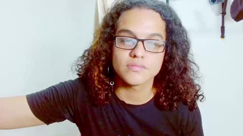 Snapshot of elkingthe chatting on March 4, 6:29 pm Diana online show from March 4, 6:29 pm