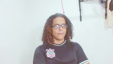 Snapshot of elkingthe chatting on March 5, 6:56 pm Diana online show from March 5, 6:56 pm