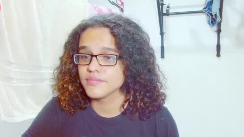 Snapshot of elkingthe chatting on March 8, 12:22 am Diana online show from March 8, 12:22 am