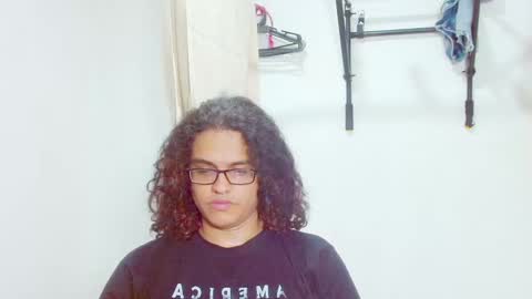 Snapshot of elkingthe chatting on March 8, 6:37 pm Diana online show from March 8, 6:37 pm