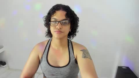 Snapshot of elkingthe chatting on October 4, 1:42 pm Diana online show from October 4, 1:42 pm