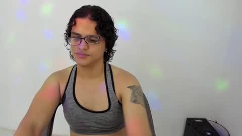 Snapshot of elkingthe chatting on October 8, 7:00 pm Diana online show from October 8, 7:00 pm