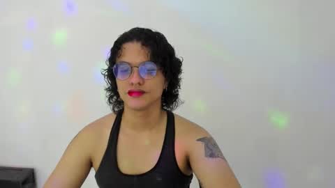 Snapshot of elkingthe chatting on November 3, 5:47 pm Diana online show from November 3, 5:47 pm