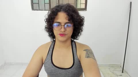 Snapshot of elkingthe chatting on December 15, 7:07 pm Diana online show from December 15, 7:07 pm