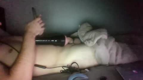 Snapshot of elky86 chatting on November 25, 7:58 pm elky86 online show from November 25, 7:58 pm