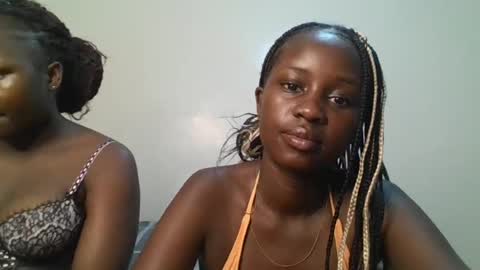 ella8_ online show from June 21, 7:49 pm
