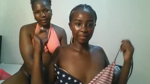ella8_ online show from June 29, 7:25 am