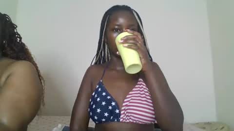 ella8_ online show from July 12, 9:00 am
