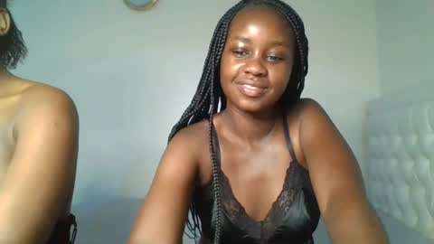 ella8_ online show from July 26, 4:58 pm