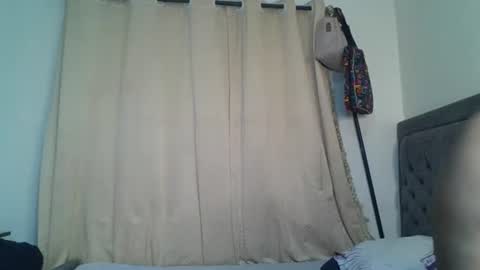 ella8_ online show from July 28, 6:20 pm