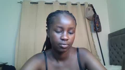 ella8_ online show from July 28, 7:39 pm