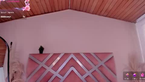 Ella Olmos  online show from July 22, 2:42 pm