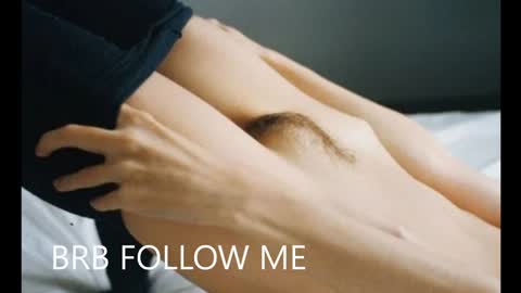 Ella   Give it a thumbs up please its important online show from December 27, 2:58 am