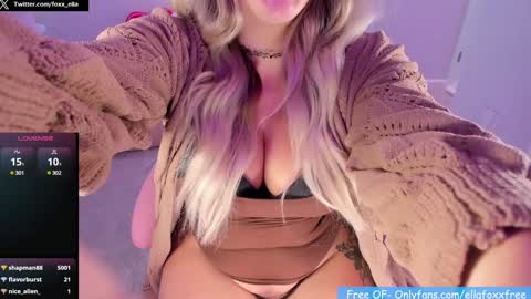 ella_foxx online show from January 23, 2:44 am