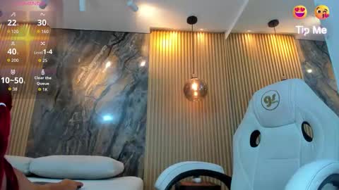 Snapshot of ella_harper chatting on November 18, 3:12 am ella harper online show from November 18, 3:12 am