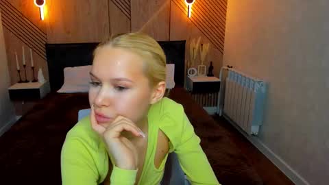 Ella online show from March 11, 9:37 am