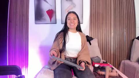 ella rouse online show from February 14, 4:04 pm