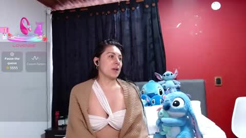 Snapshot of ella_rouse1 chatting on July 23, 11:52 am ella rouse online show from July 23, 11:52 am