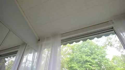 ella_vee online show from April 29, 6:50 am