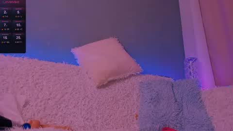 ellaamber online show from July 14, 2:05 am