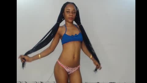 Snapshot of ellababy8 chatting on November 2, 4:59 am ella online show from November 2, 4:59 am