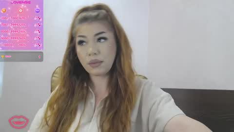 Snapshot of ellabelle_ chatting on May 28, 5:27 am Ella online show from May 28, 5:27 am