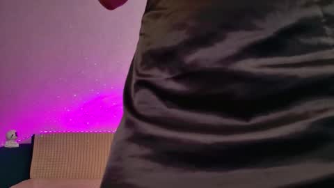 ellacanny online show from March 4, 5:13 am